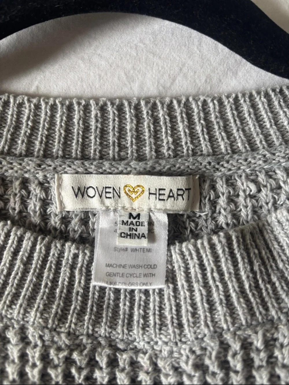 Vintage Grey Sweater with Floral Embroidery Details - Picture 3 of 5